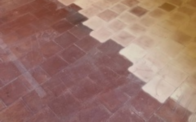 Comment enlever la peinture d’un sol en tomette