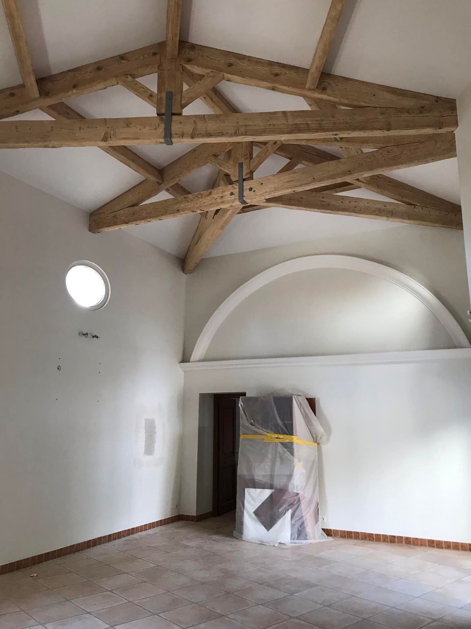 DÉCAPAGE DE CHARPENTE BOIS