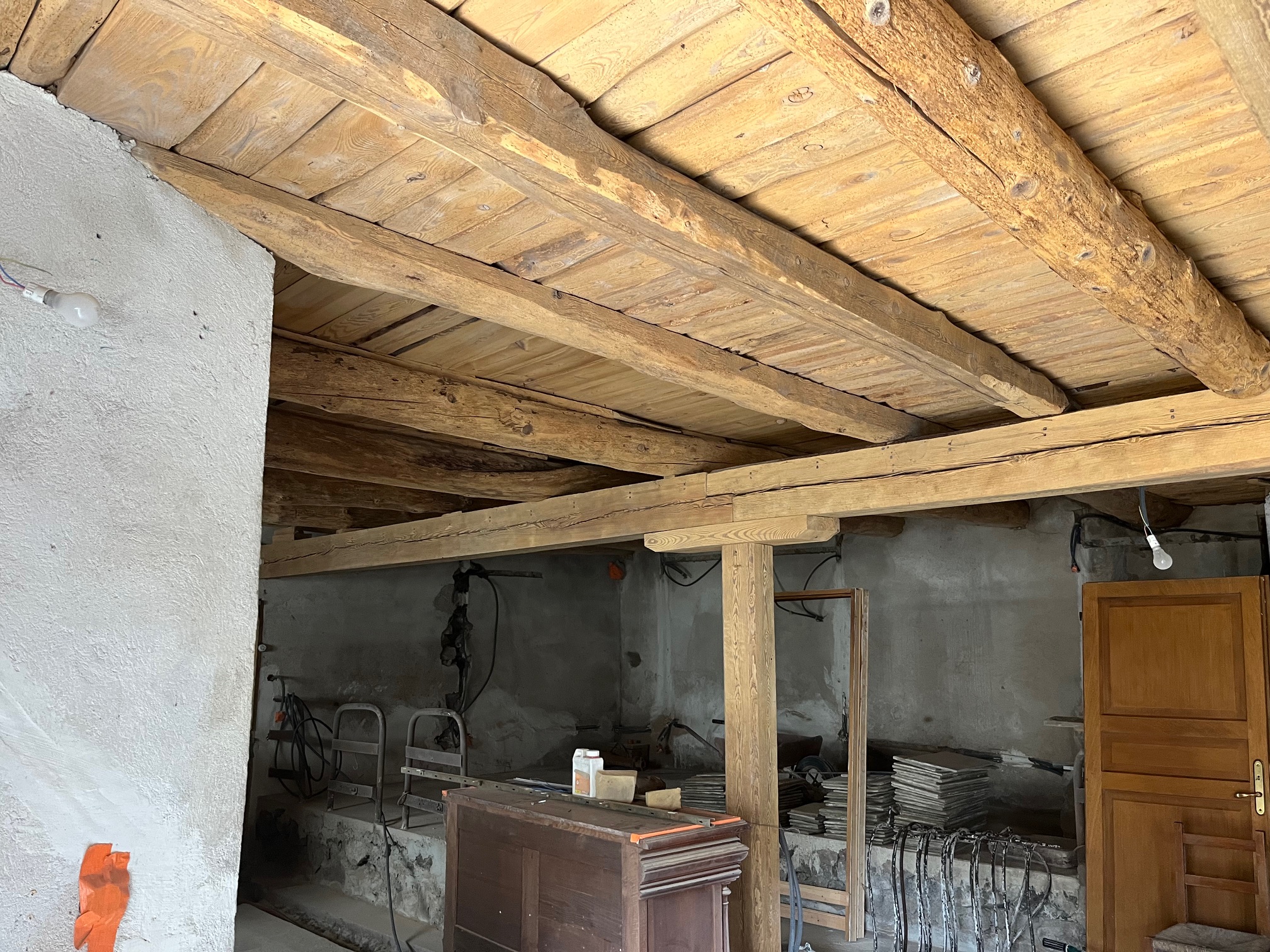 AÉROGOMMAGE D'UNE ANCIENNE ETABLE