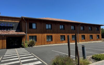 RÉNOVATION & ENTRETIEN DE BARDAGE BOIS