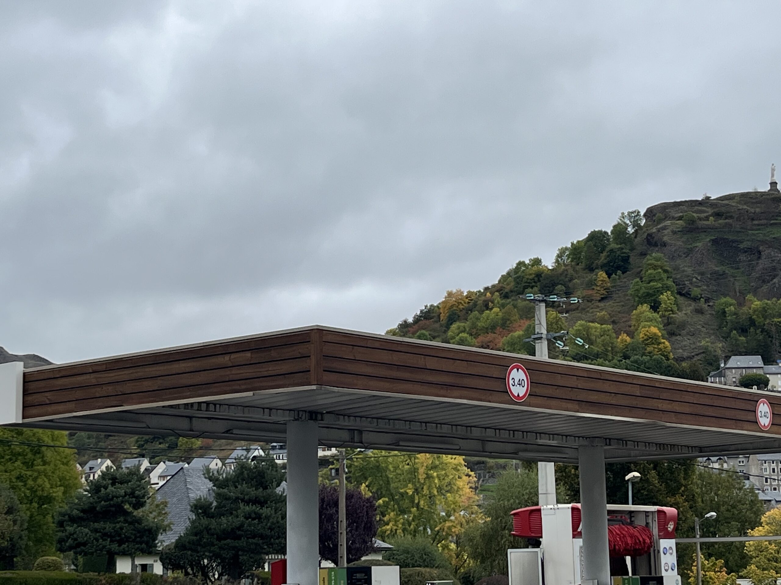 AÉROGOMMAGE DES BOISERIES AVANT TRAITEMENT DES BOIS 