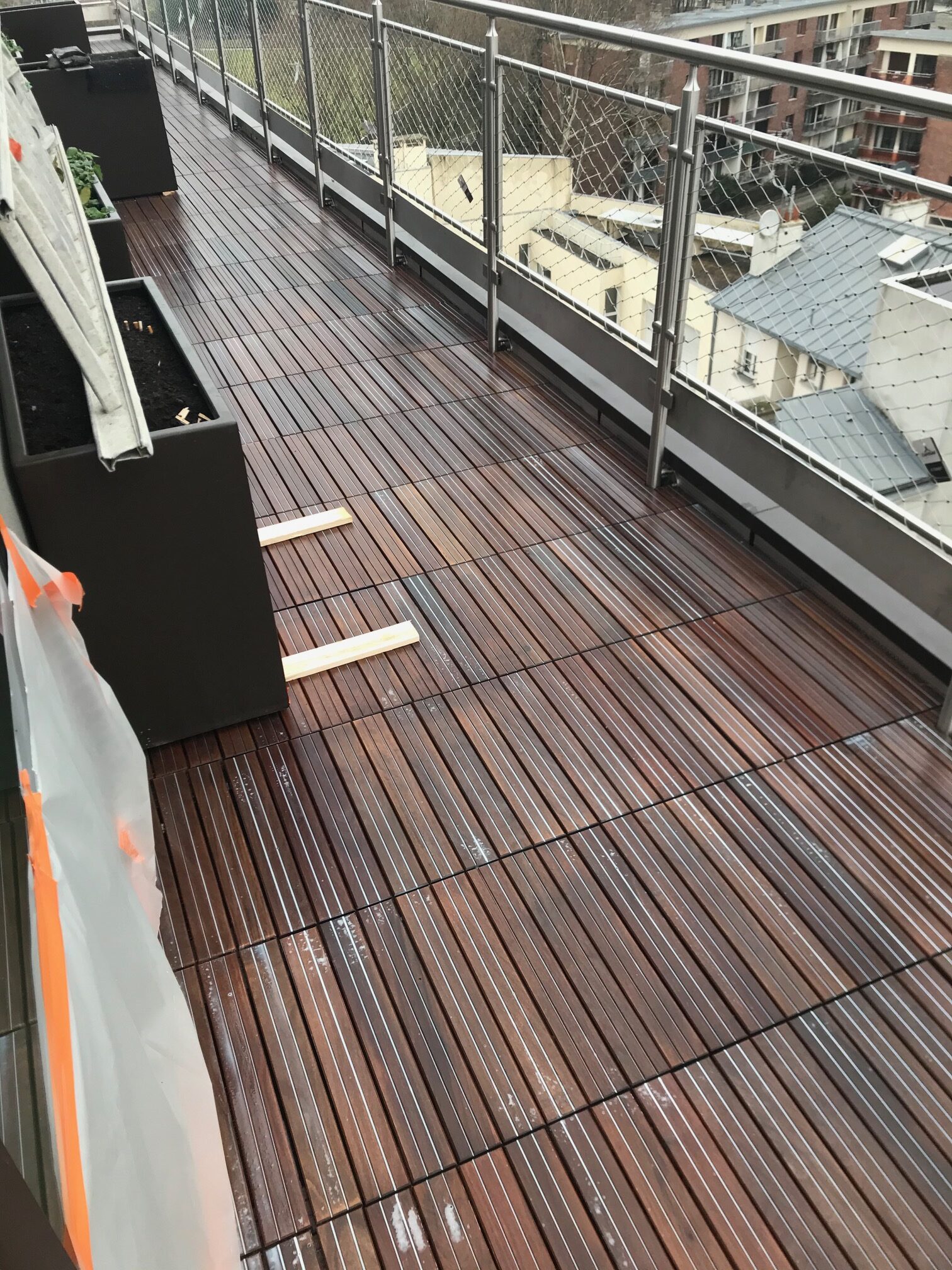 TRAITEMENT DES BOIS EXOTIQUES EXTÉRIEUR AVEC UN SATURATEUR CLASSEMENT M1