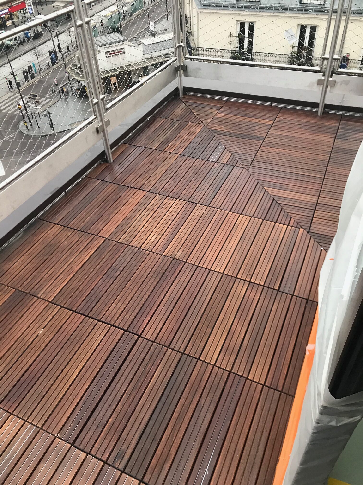 TRAITEMENT EXTÉRIEUR D'UNE TERRASSE D'UN BALCON A PARIS 