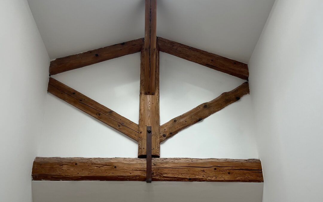 AÉROGOMMAGE DE POUTRE BOIS À NARBONNE